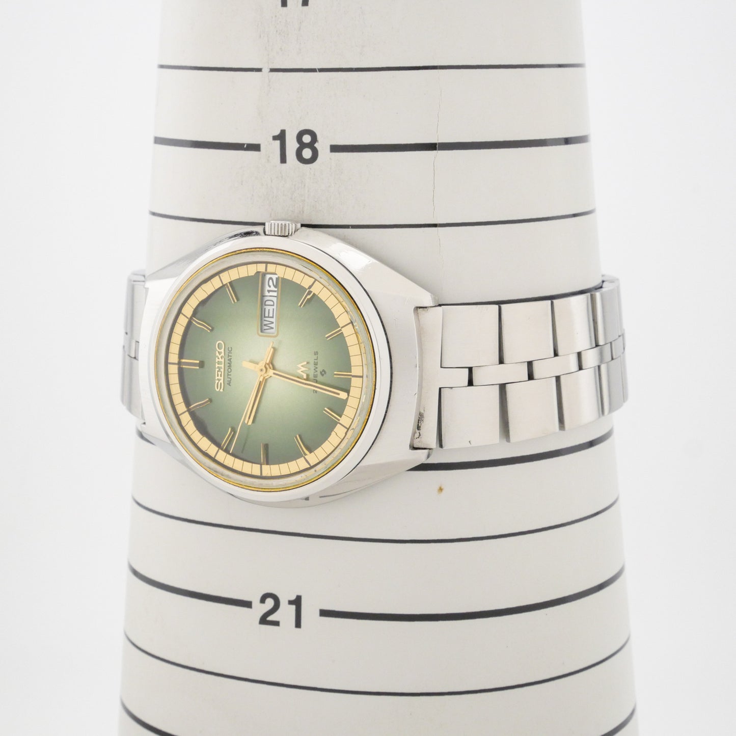 SEIKO LORD MATIC LM 23 JEWELS AUTOMATIC REF. 5606-7270