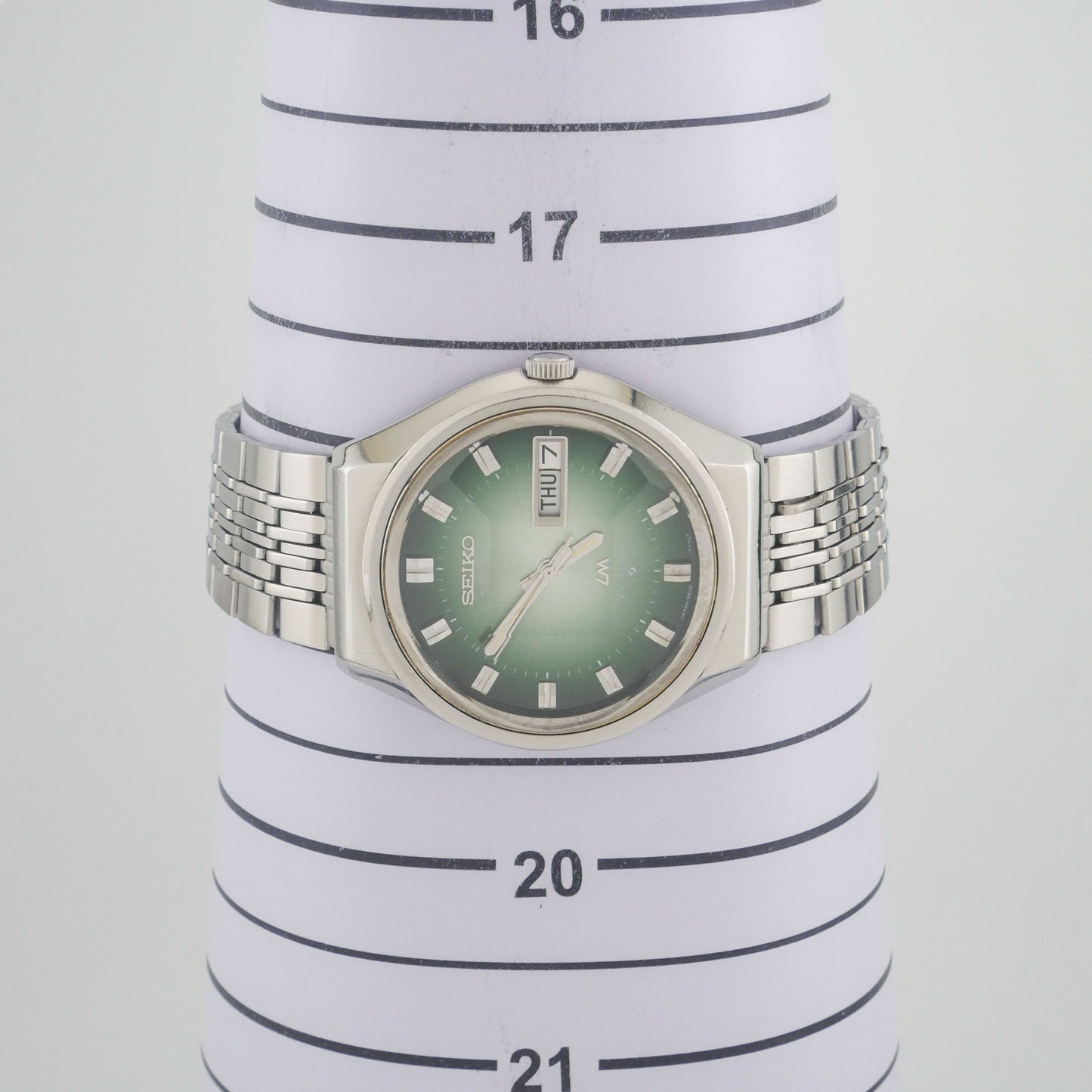 SEIKO LORD MATIC LM 23 JEWELS AUTOMATIC REF. 5606-7320