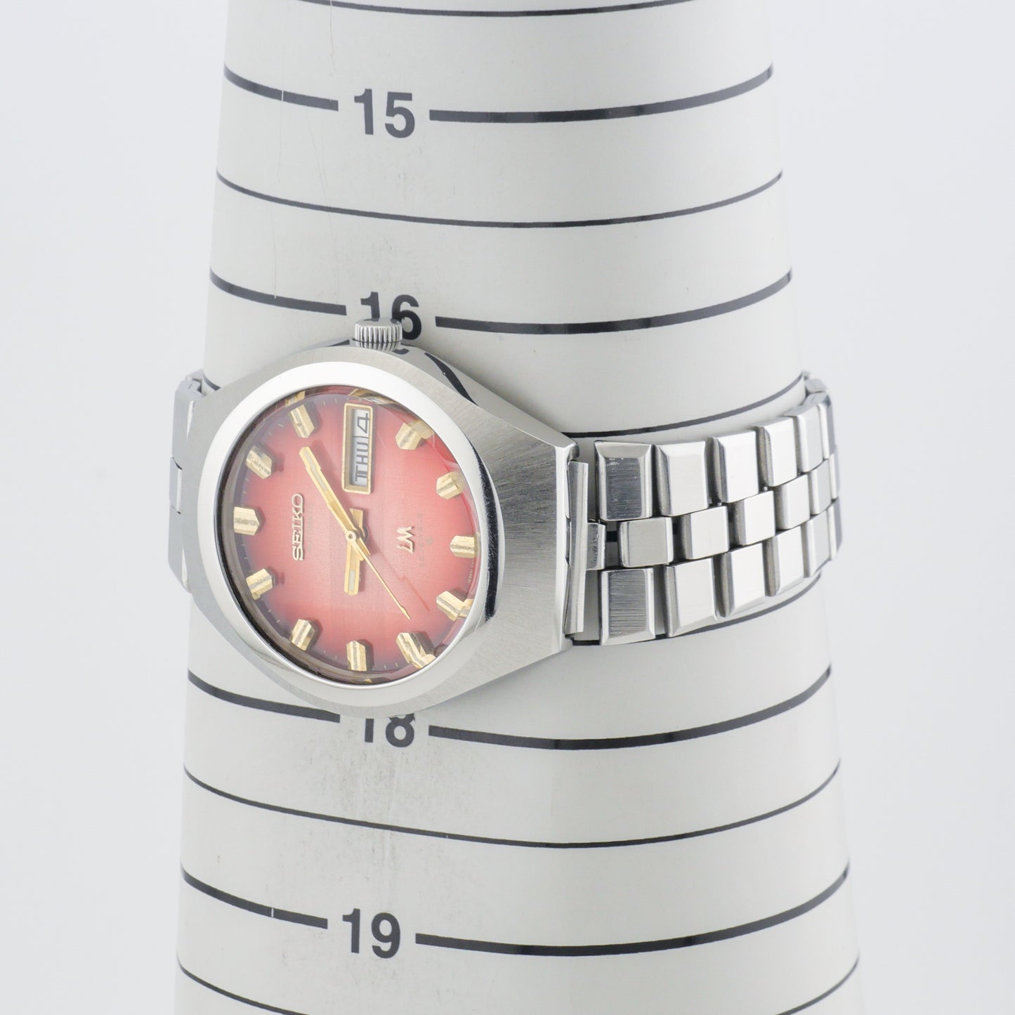 SEIKO LORD MATIC LM 23 JEWELS AUTOMATIC REF. 5606-7360