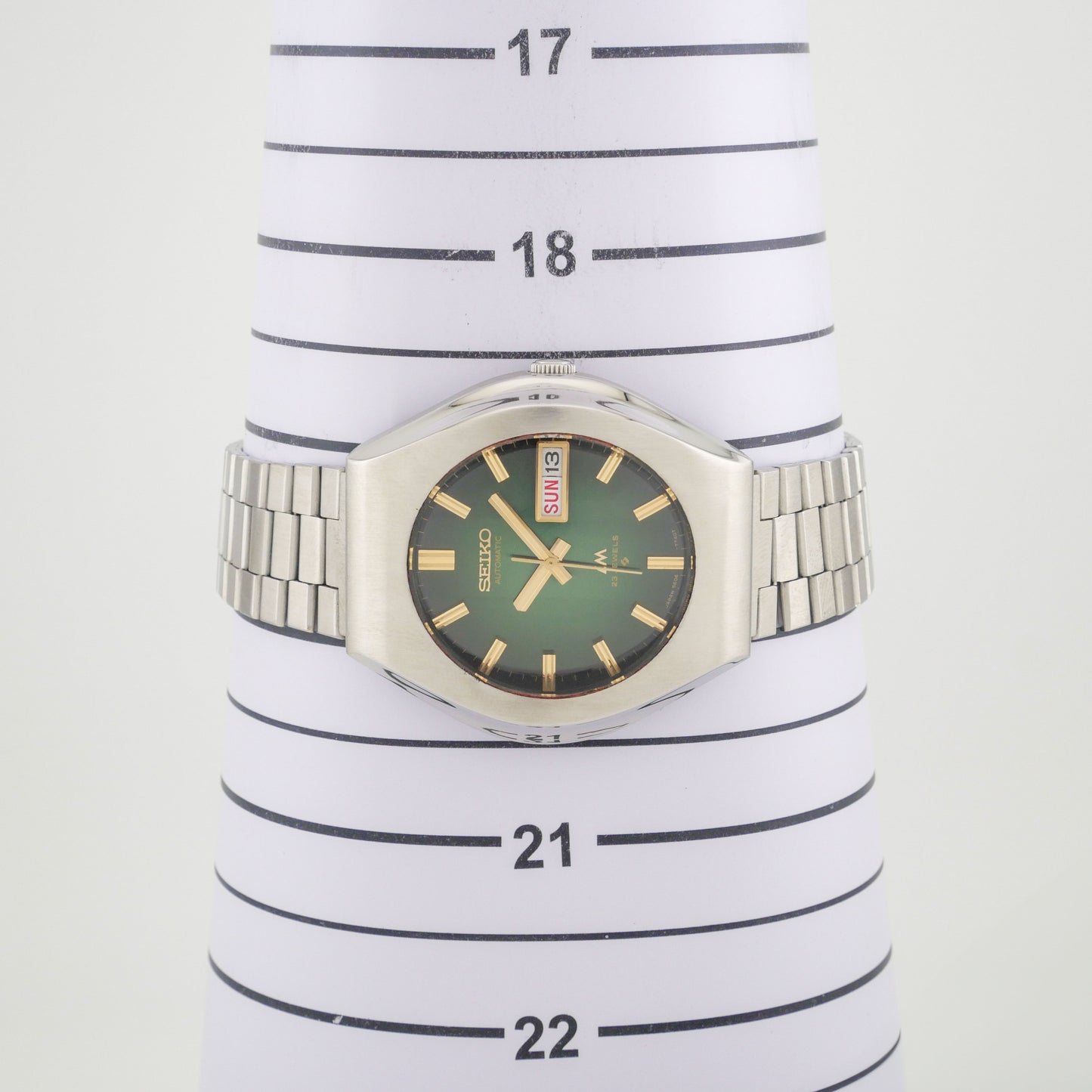SEIKO LORD MATIC LM 23 JEWELS AUTOMATIC REF. 5606-7370