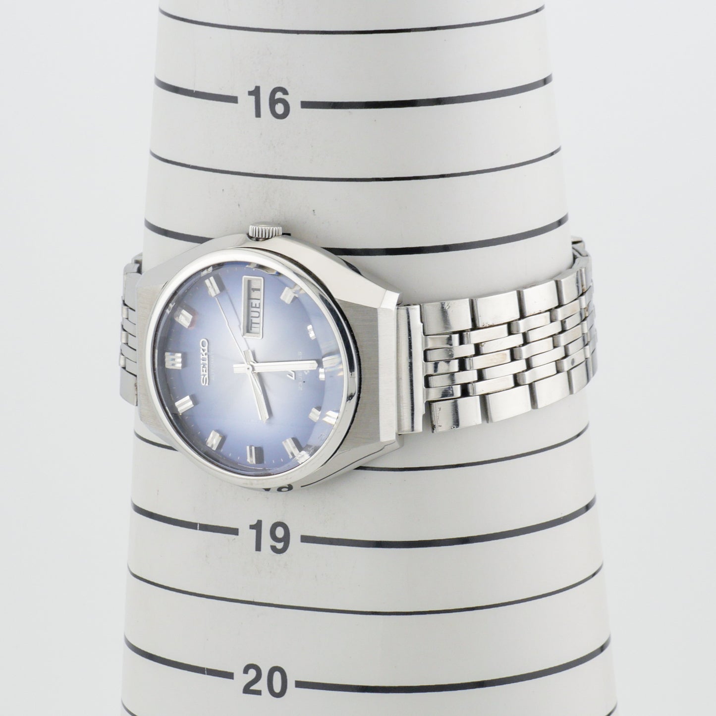 SEIKO LORD MATIC LM 23 JEWELS AUTOMATIC REF. 5606-8061