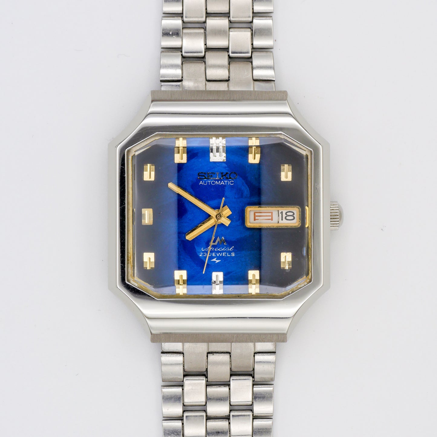 SEIKO LORD MATIC LM SPECIAL 23 JEWELS AUTOMATIC DAY-DATE FACETED CRYSTAL REF. 5206-5080