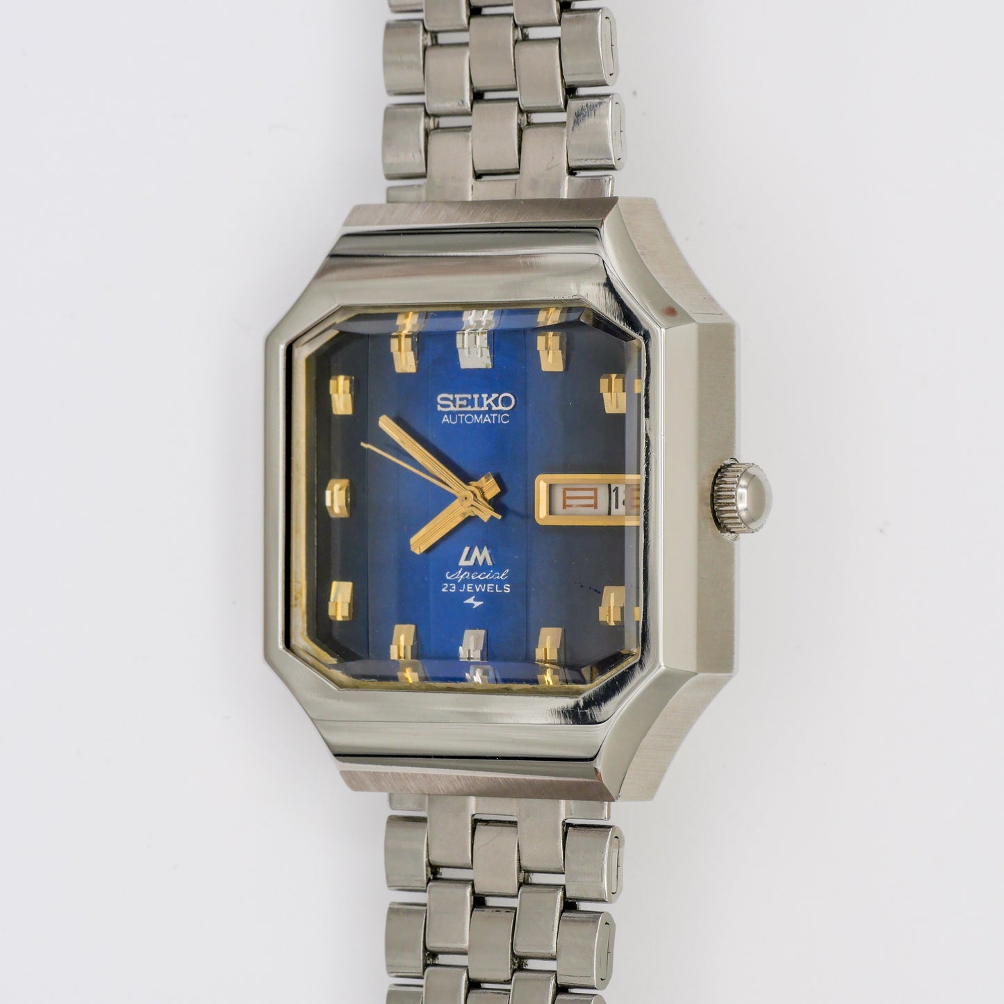 SEIKO LORD MATIC LM SPECIAL 23 JEWELS AUTOMATIC DAY-DATE FACETED CRYSTAL REF. 5206-5080