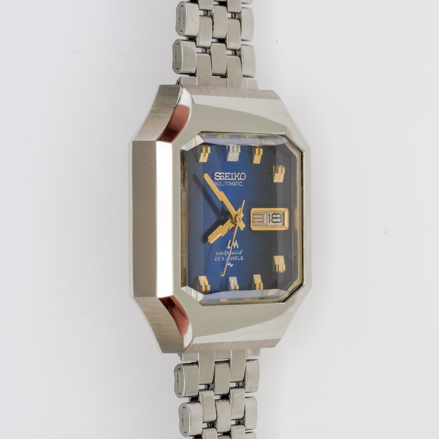 SEIKO LORD MATIC LM SPECIAL 23 JEWELS AUTOMATIC DAY-DATE FACETED CRYSTAL REF. 5206-5080