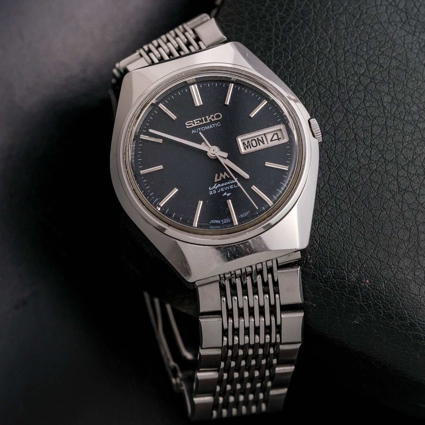 SEIKO LORD MATIC LM SPECIAL 23 JEWELS AUTOMATIC REF. 5206-6050