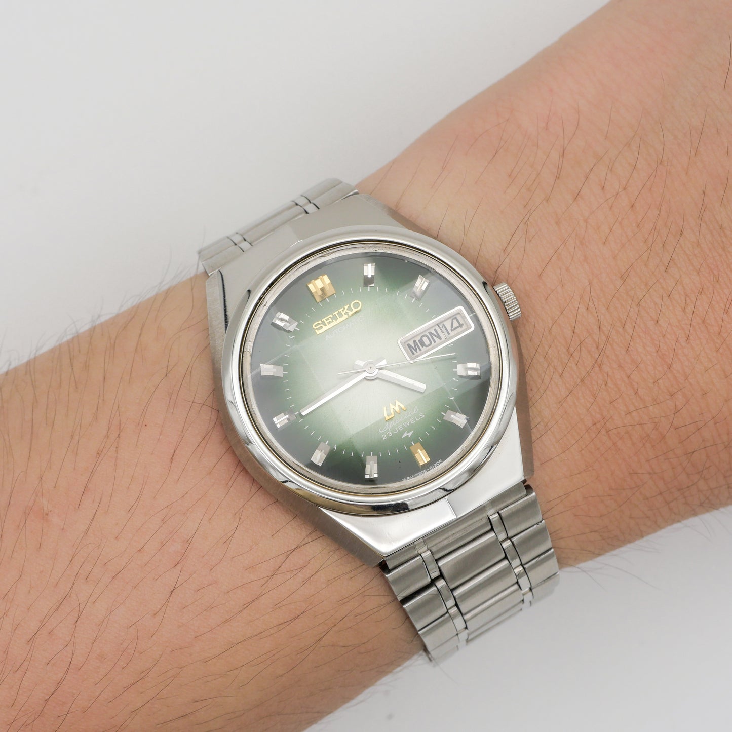 SEIKO LORD MATIC LM SPECIAL 23 JEWELS AUTOMATIC  FACETED CRYSTAL REF. 5206-6100