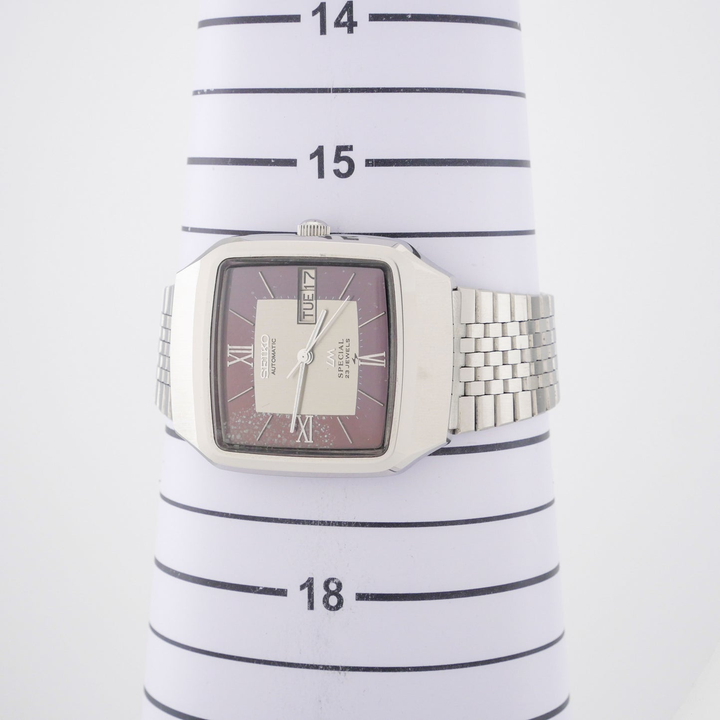 SEIKO LORD MATIC LM SPECIAL 23 JEWELS AUTOMATIC REF. 5216-5010