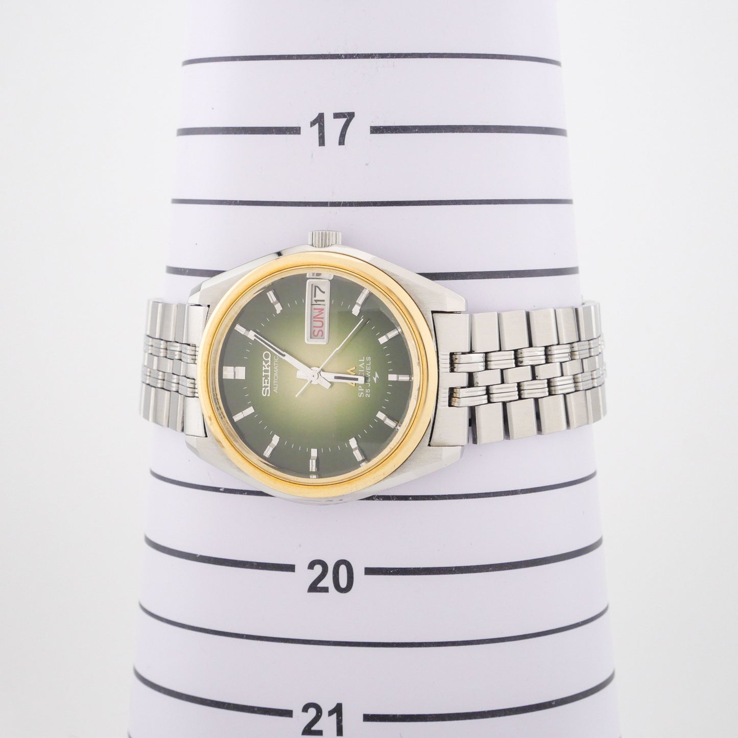 SEIKO LORD MATIC LM SPECIAL 25 JEWELS AUTOMATIC REF. 5216-6010
