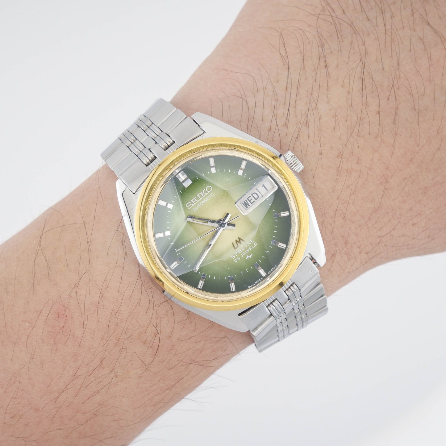 SEIKO LORD MATIC LM SPECIAL 25 JEWELS AUTOMATIC REF. 5216-6010
