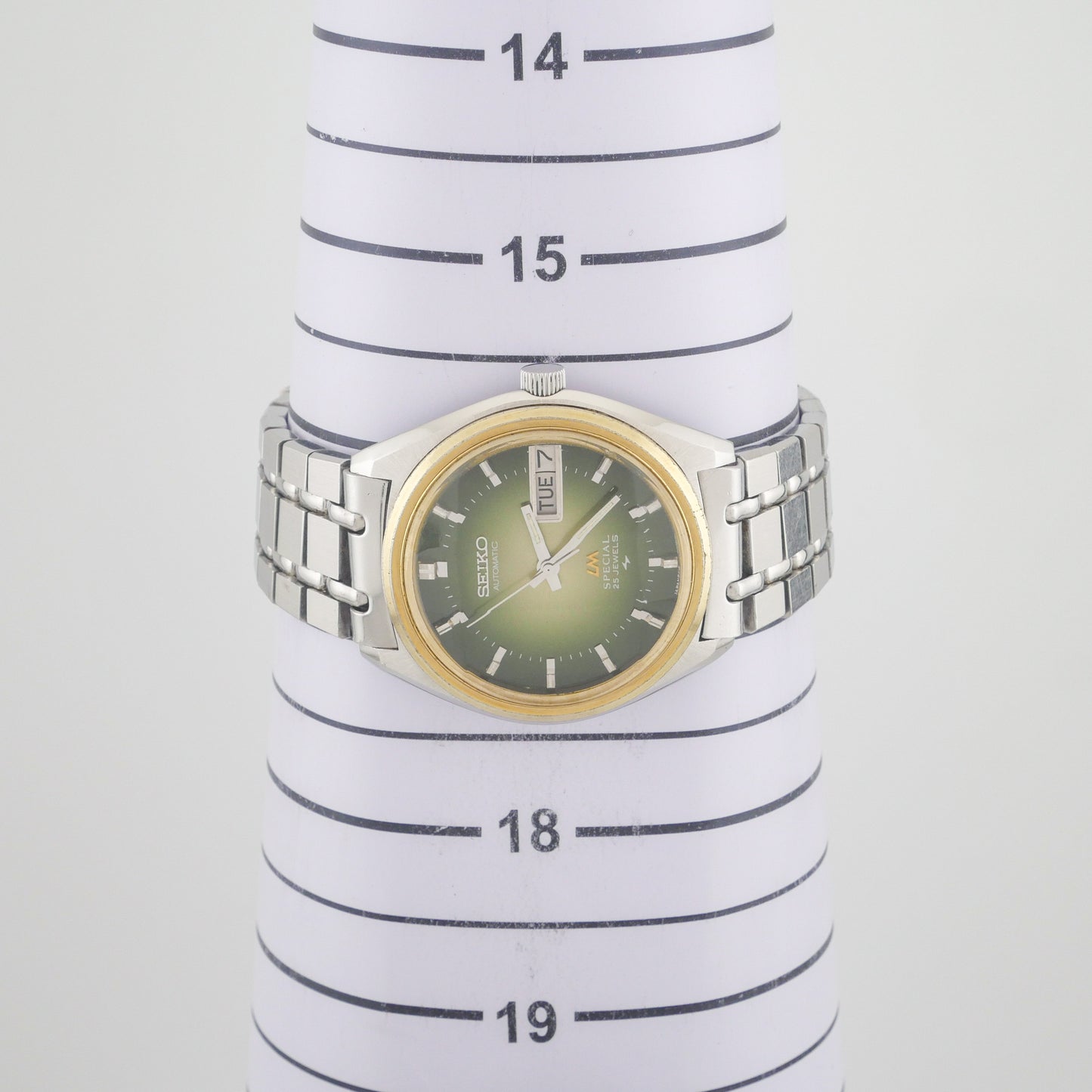 SEIKO LORD MATIC LM SPECIAL 25 JEWELS AUTOMATIC REF. 5216-6010