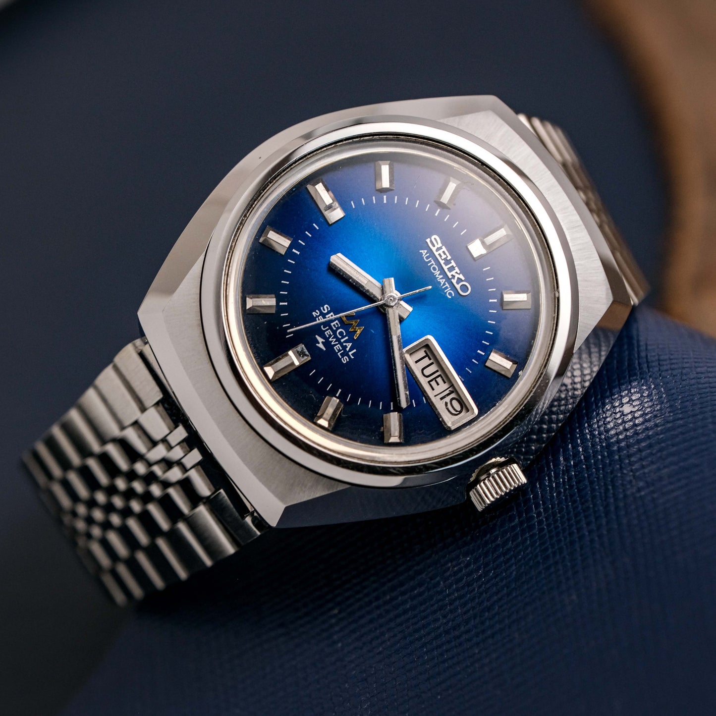 SEIKO LORD MATIC LM SPECIAL 25 JEWELS AUTOMATIC REF. 5216-6020