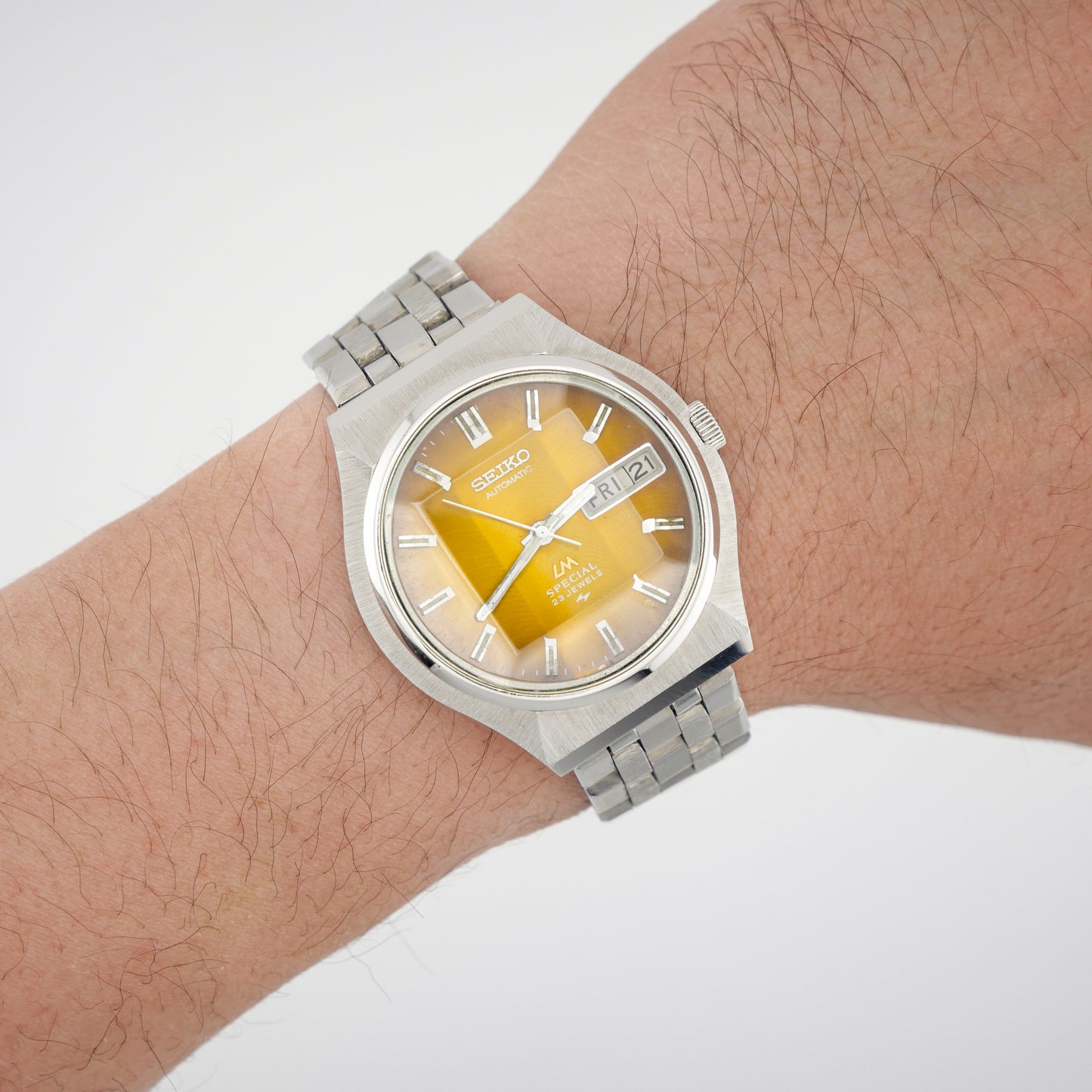 SEIKO LORD MATIC LM SPECIAL 23 JEWELS AUTOMATIC REF. 5216-7040