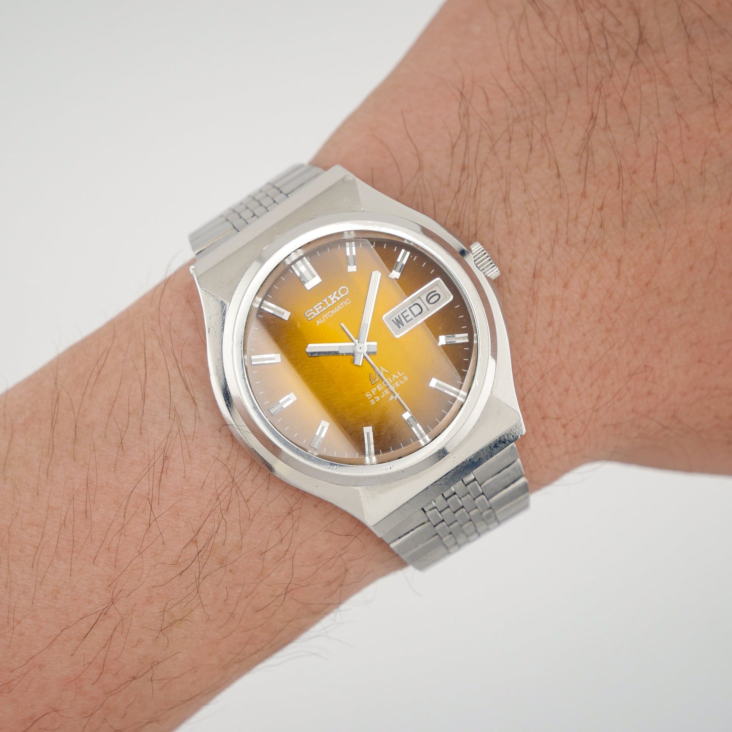 SEIKO LORD MATIC LM SPECIAL 23 JEWELS AUTOMATIC REF. 5216-7040