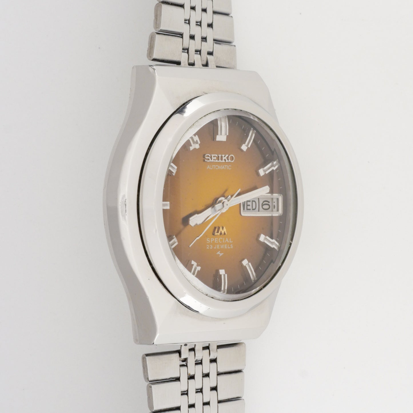SEIKO LORD MATIC LM SPECIAL 23 JEWELS AUTOMATIC REF. 5216-7040