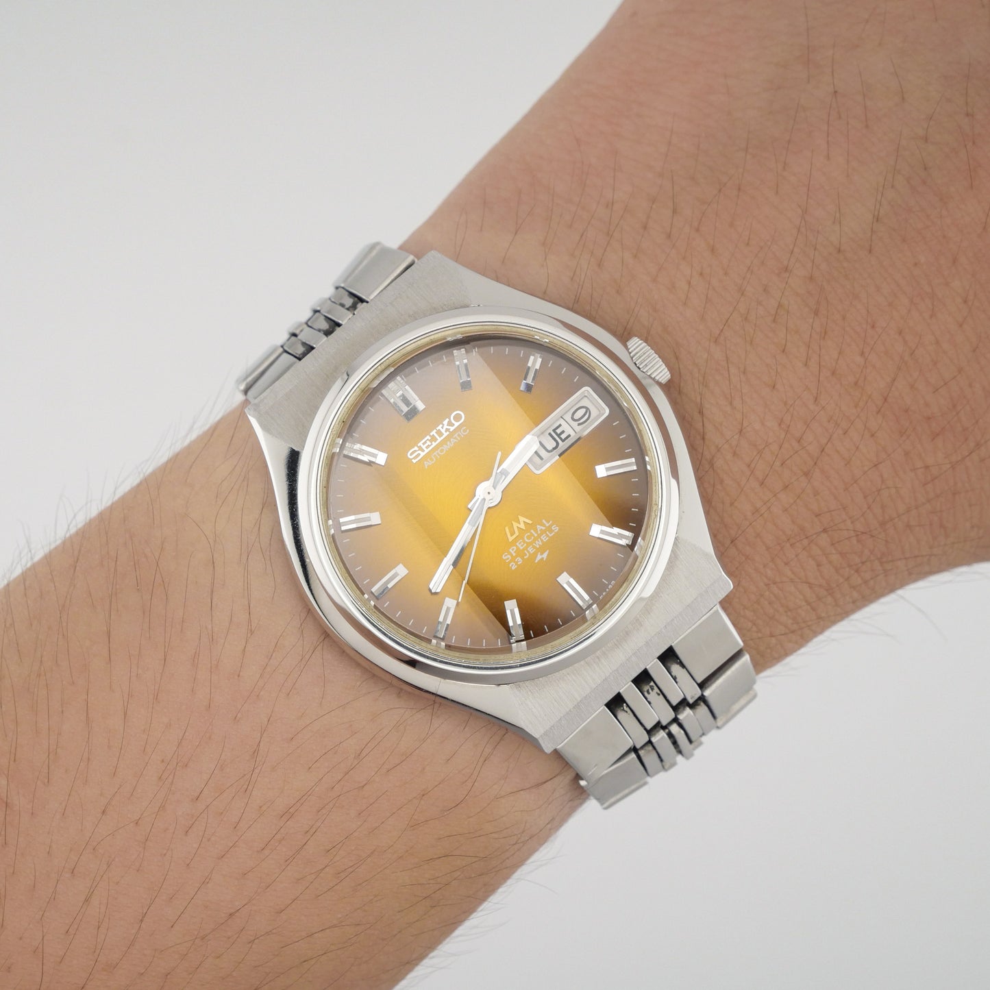 SEIKO LORD MATIC LM SPECIAL 23 JEWELS AUTOMATIC REF. 5216-7040