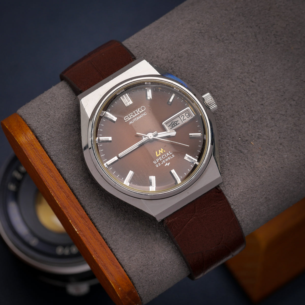 SEIKO LM SPECIAL 23 JEWELS AUTOMATIC DAY-DATE FACETED CRYSTAL REF 