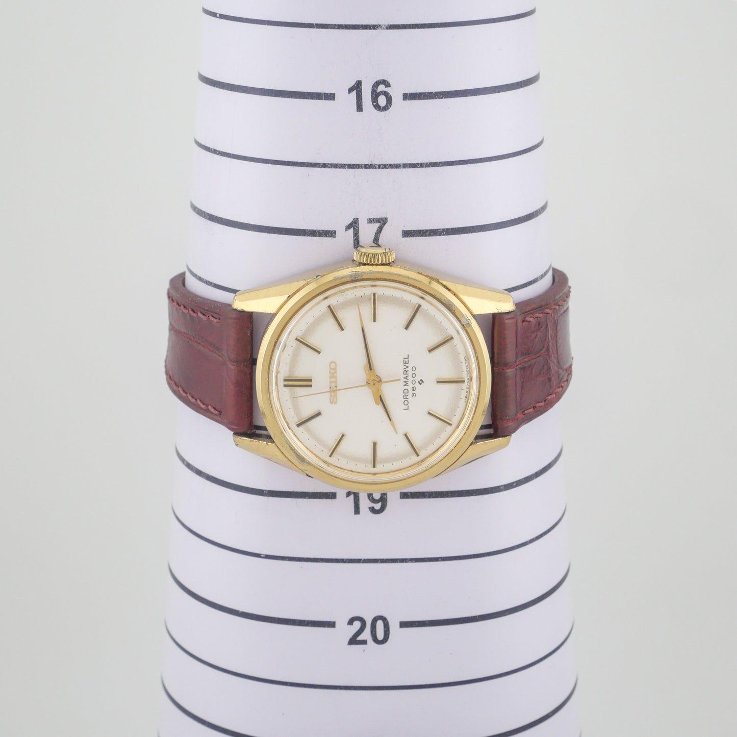 SEIKO LORD MARVEL 36000 REF. 5740-8000