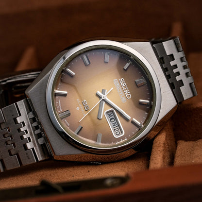 SEIKO 5 ACTUS SS 23 JEWELS AUTOMATIC REF. 6106-8760