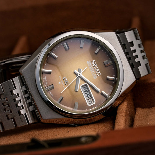 SEIKO 5 ACTUS SS 23 JEWELS AUTOMATIC REF. 6106-8760