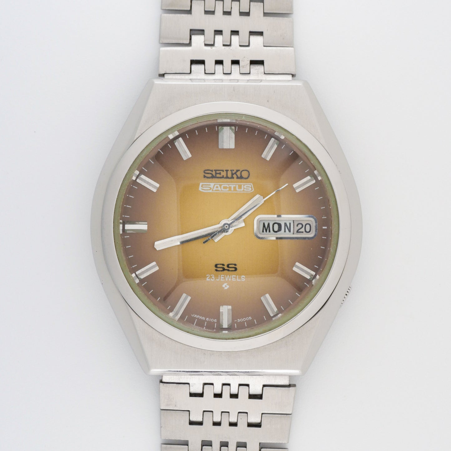SEIKO 5 ACTUS SS 23 JEWELS AUTOMATIC REF. 6106-8760