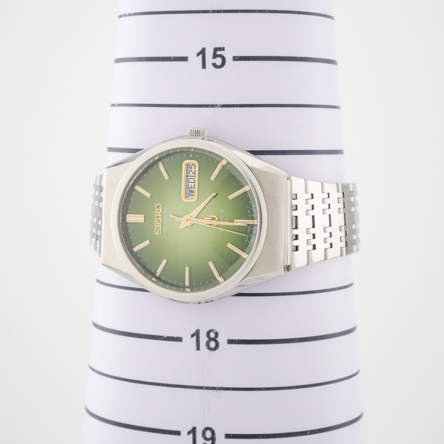 SEIKO QUARTZ TYPE II REF. 7546-8160