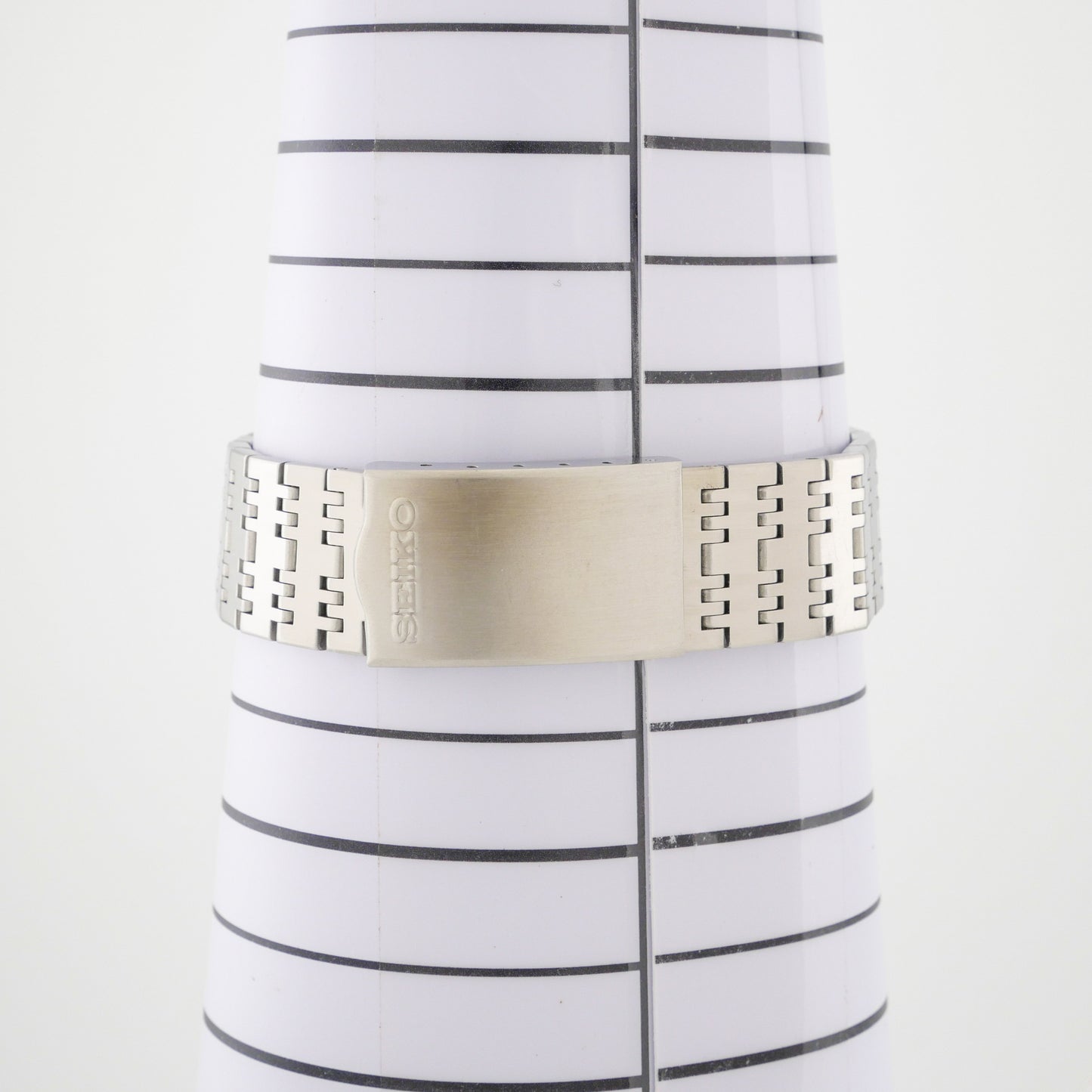 SEIKO QUARTZ TYPE II REF. 7546-8160