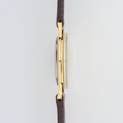 UNIVERSAL GENÈVE REF. 542101
