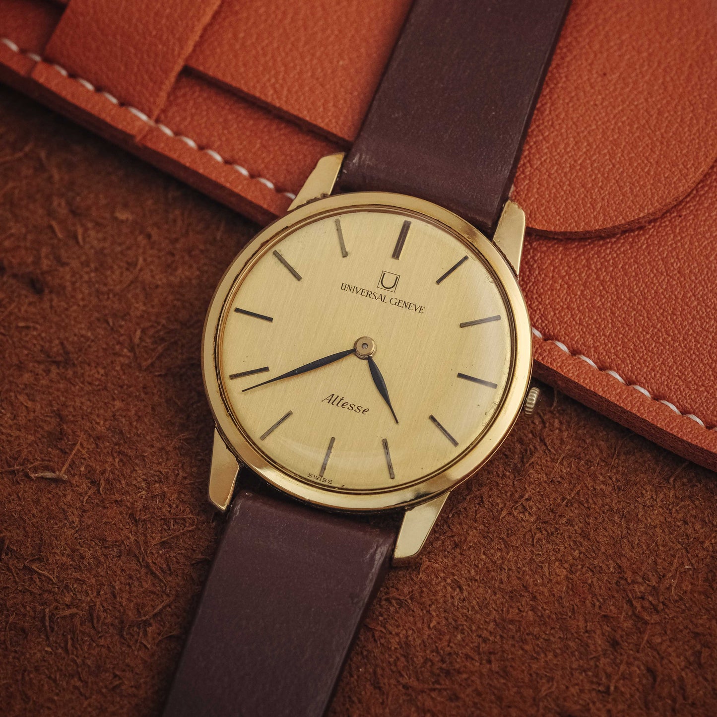 UNIVERSAL GENÈVE ALTESSE REF. 542101
