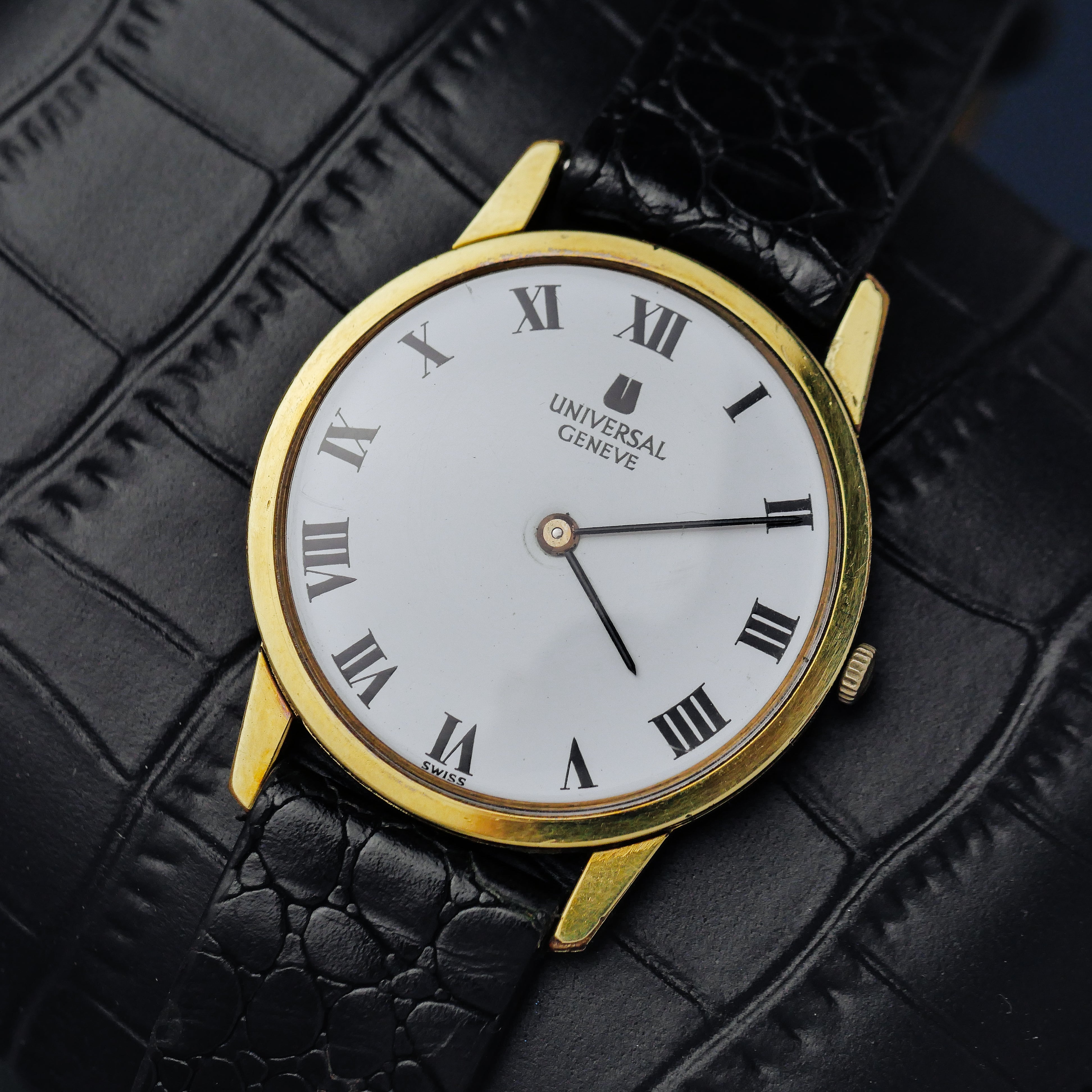 UNIVERSAL GENÈVE REF. 542101 – Zeit Vintage Watch