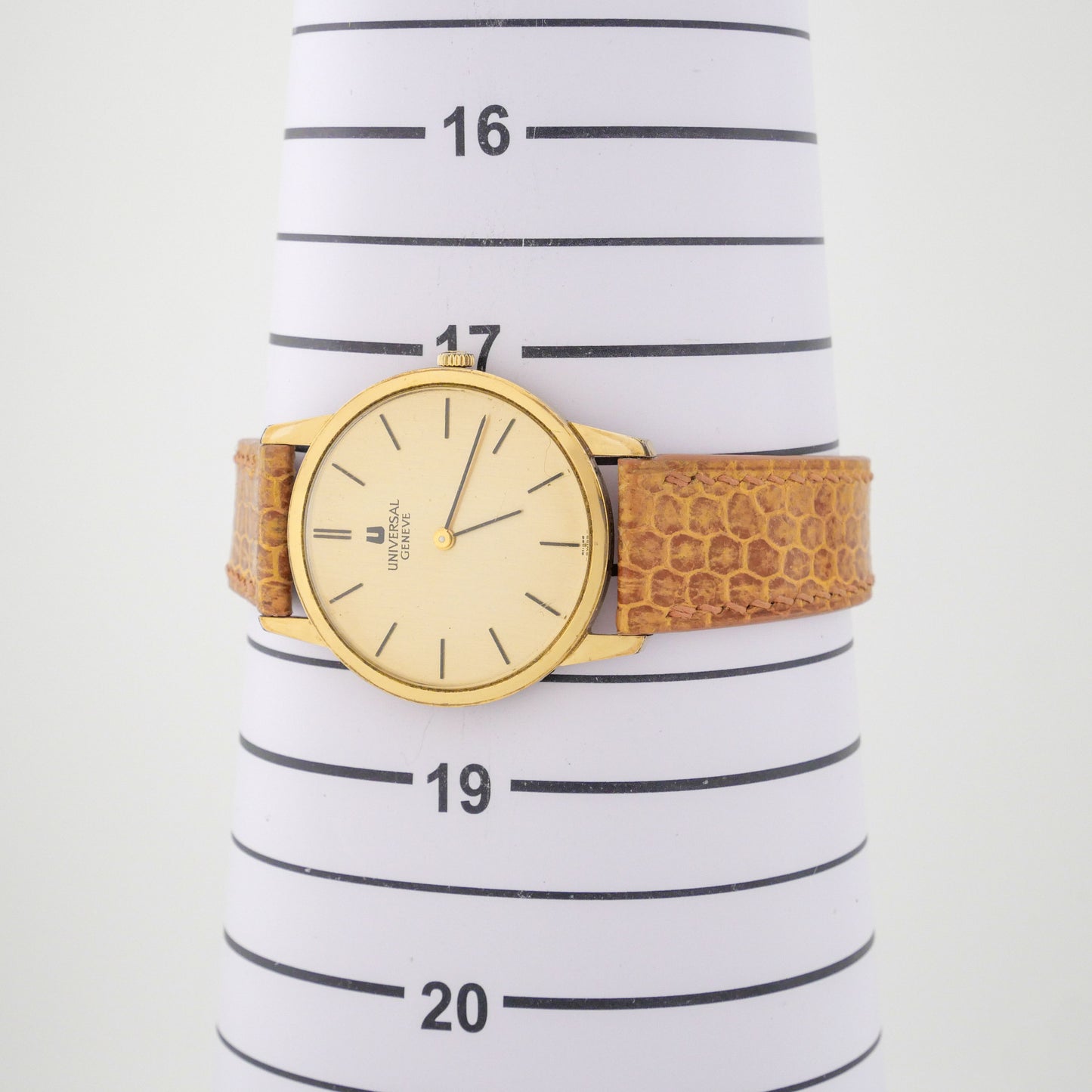 UNIVERSAL GENÈVE REF. 542101