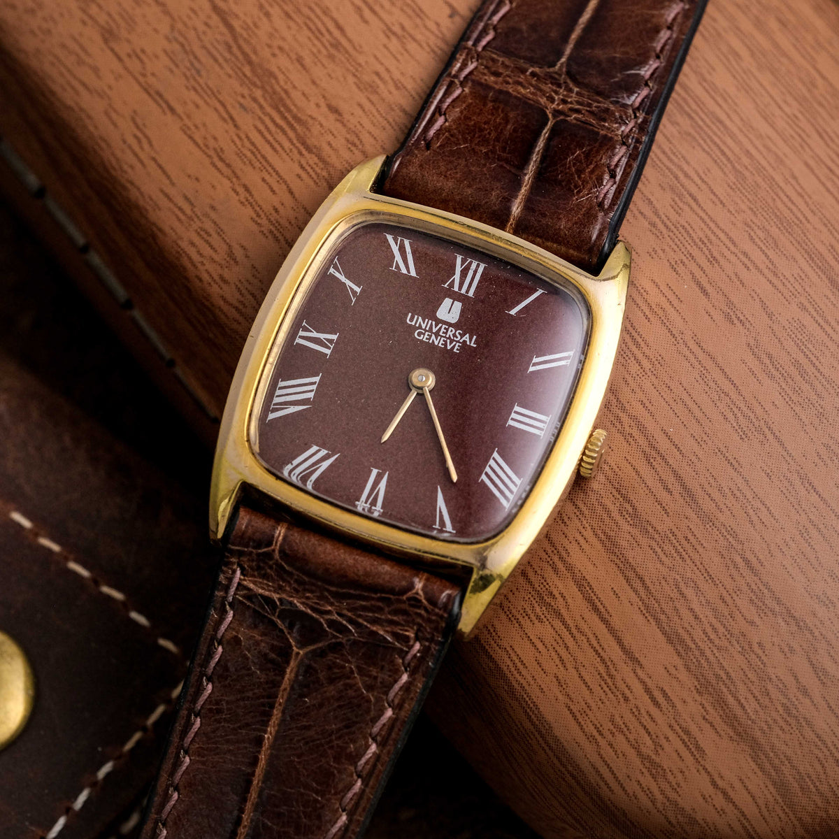 UNIVERSAL GENÈVE REF. 542114