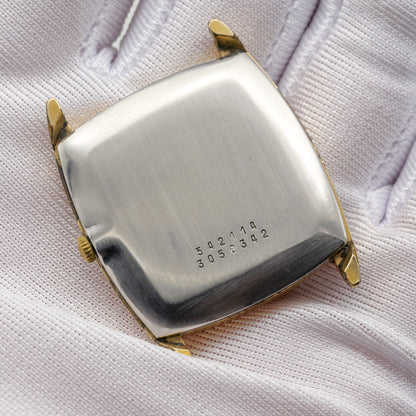 UNIVERSAL GENÈVE REF. 542114