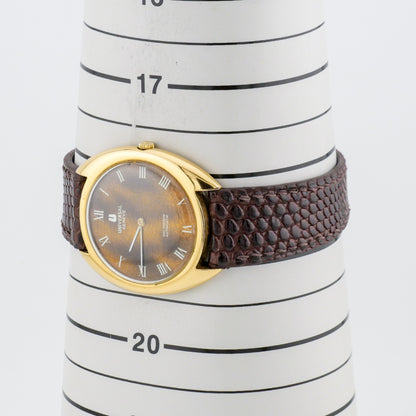 UNIVERSAL GENÈVE GILT SHADOW AUTOMATIC REF. 566101