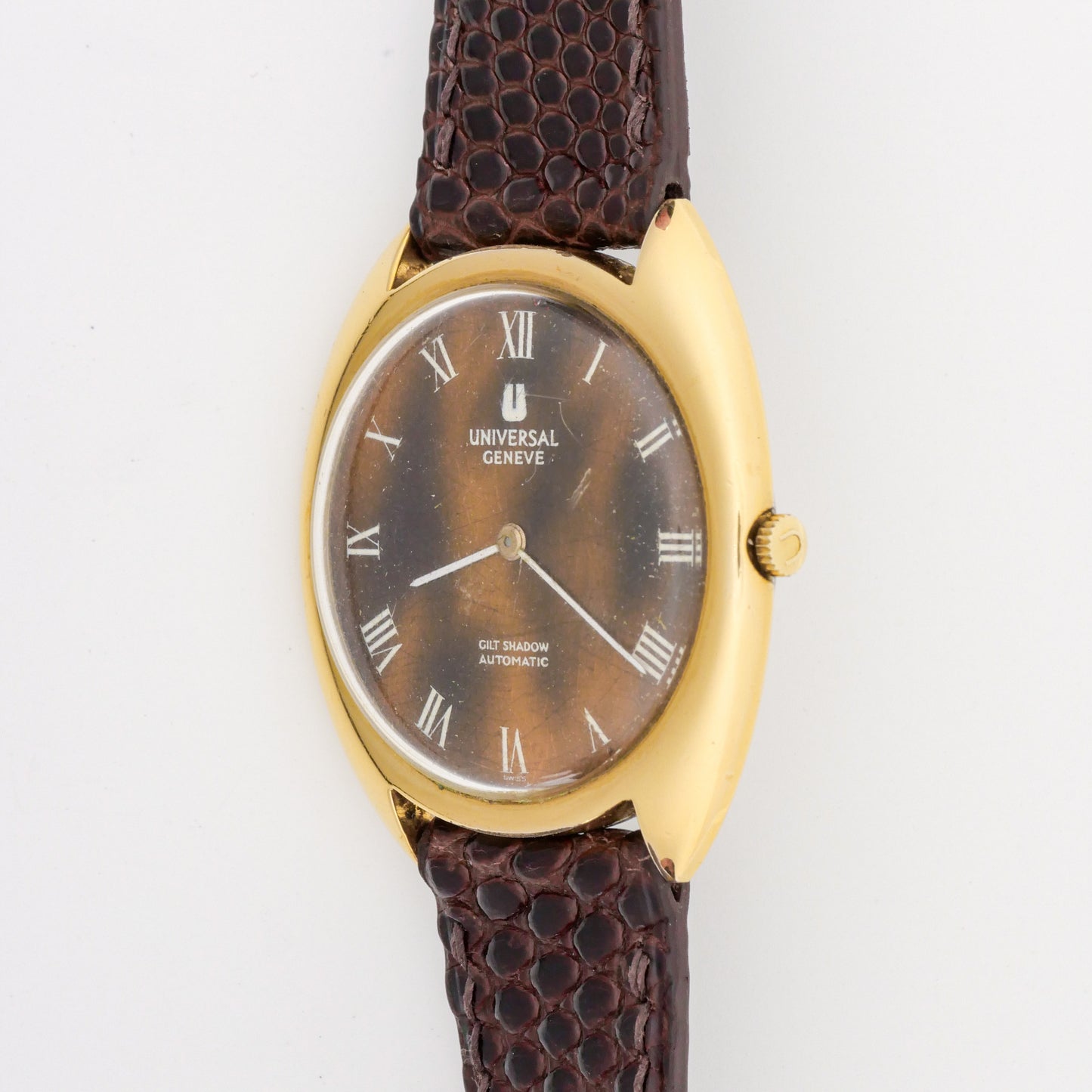UNIVERSAL GENÈVE GILT SHADOW AUTOMATIC REF. 566101