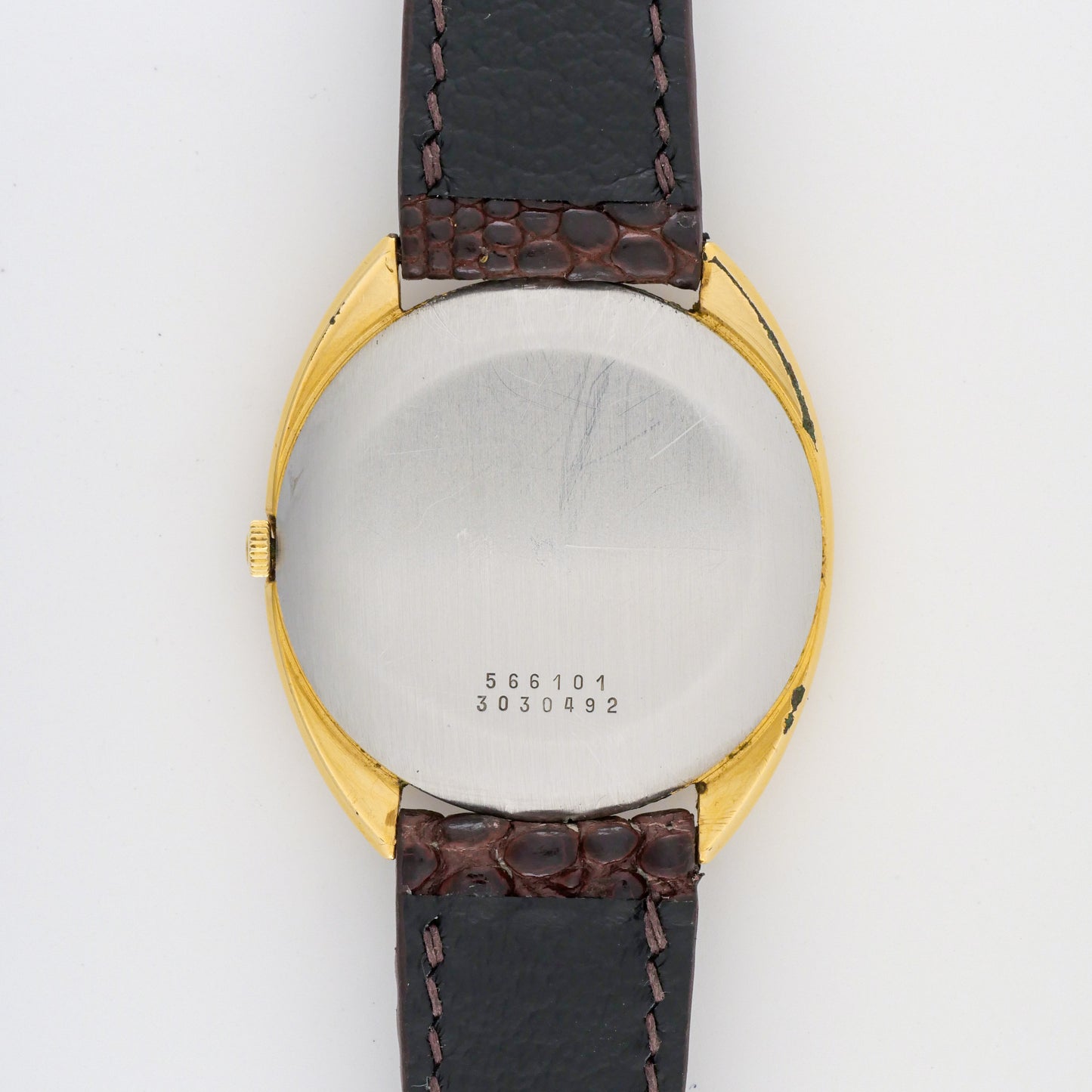 UNIVERSAL GENÈVE GILT SHADOW AUTOMATIC REF. 566101