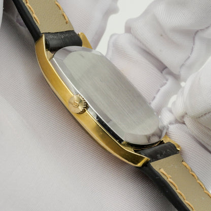 UNIVERSAL GENÈVE GILT SHADOW AUTOMATIC ULTRA THIN REF. 566105