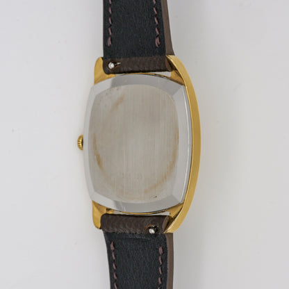 UNIVERSAL GENÈVE GILT SHADOW AUTOMATIC ULTRA-SLIM REF. 566105