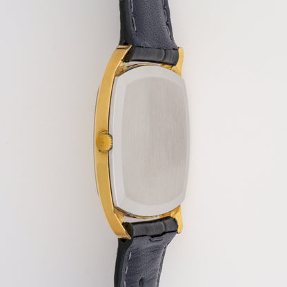 UNIVERSAL GENÈVE GILT SHADOW AUTOMATIC ULTRA-SLIM REF. 566105