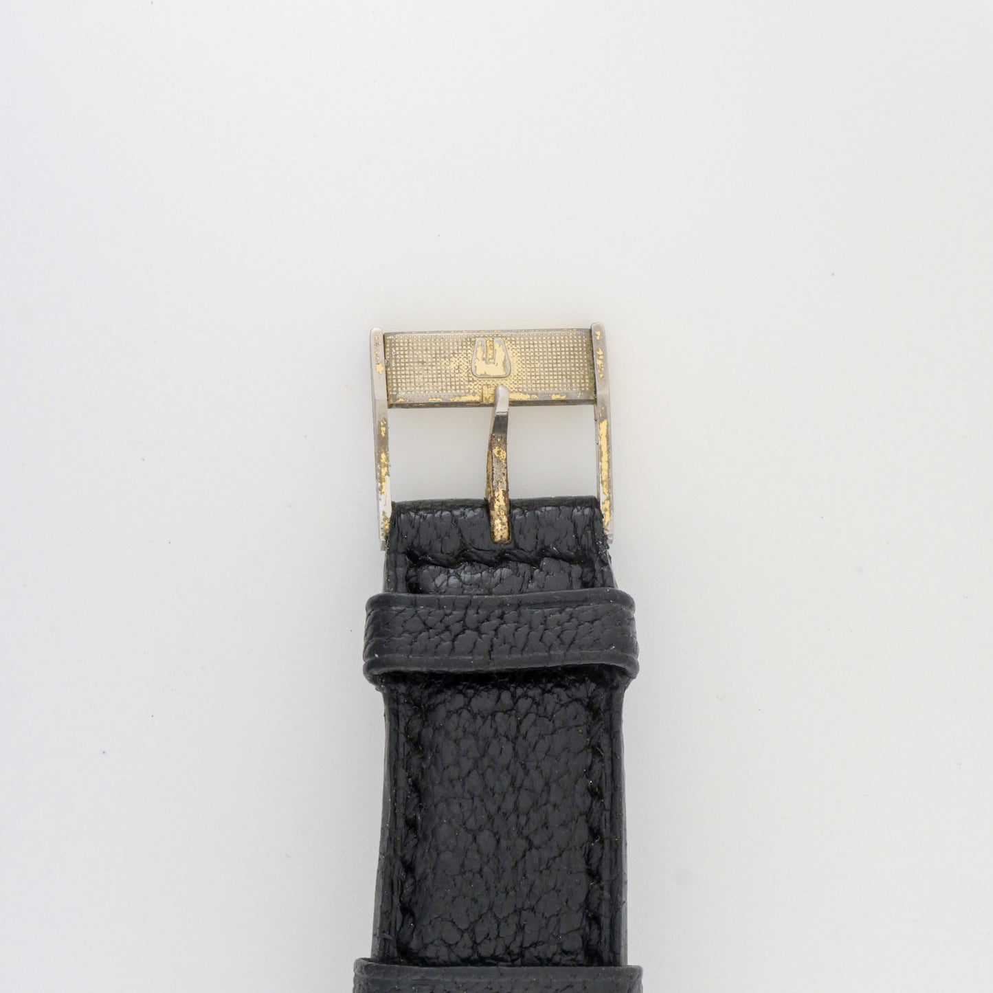 UNIVERSAL GENÈVE GILT SHADOW AUTOMATIC ULTRA-THIN REF. 566143
