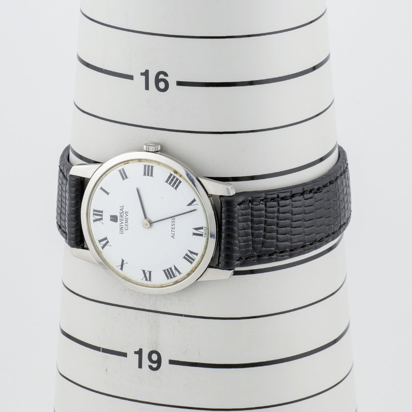 UNIVERSAL GENÈVE ALTESSE REF. 842101