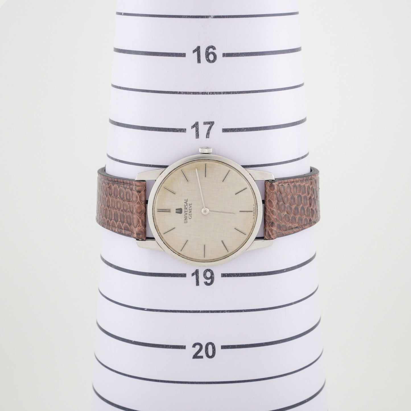 UNIVERSAL GENÈVE REF. 842101