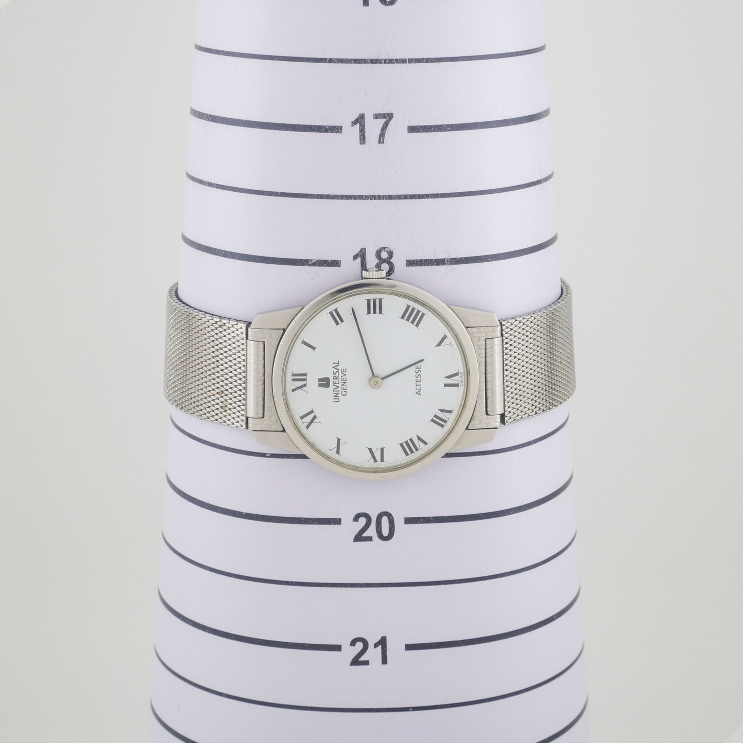 UNIVERSAL GENÈVE ALTESSE REF. 842101