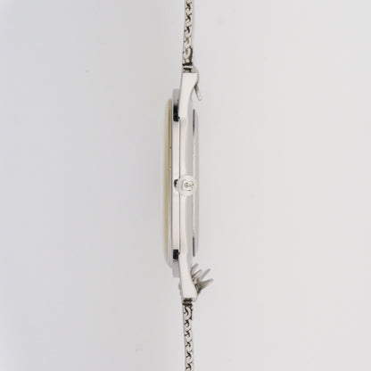 UNIVERSAL GENÈVE ALTESSE REF. 842101