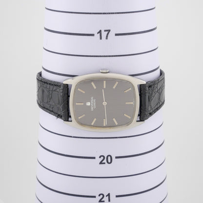 UNIVERSAL GENÈVE REF. 842137
