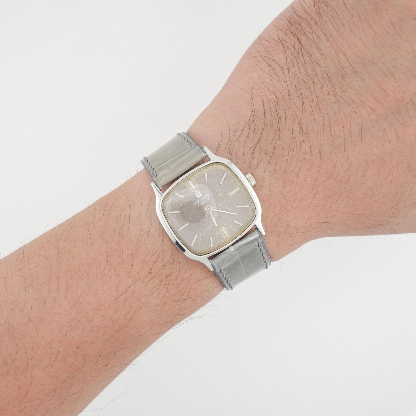 UNIVERSAL GENÈVE REF. 842640