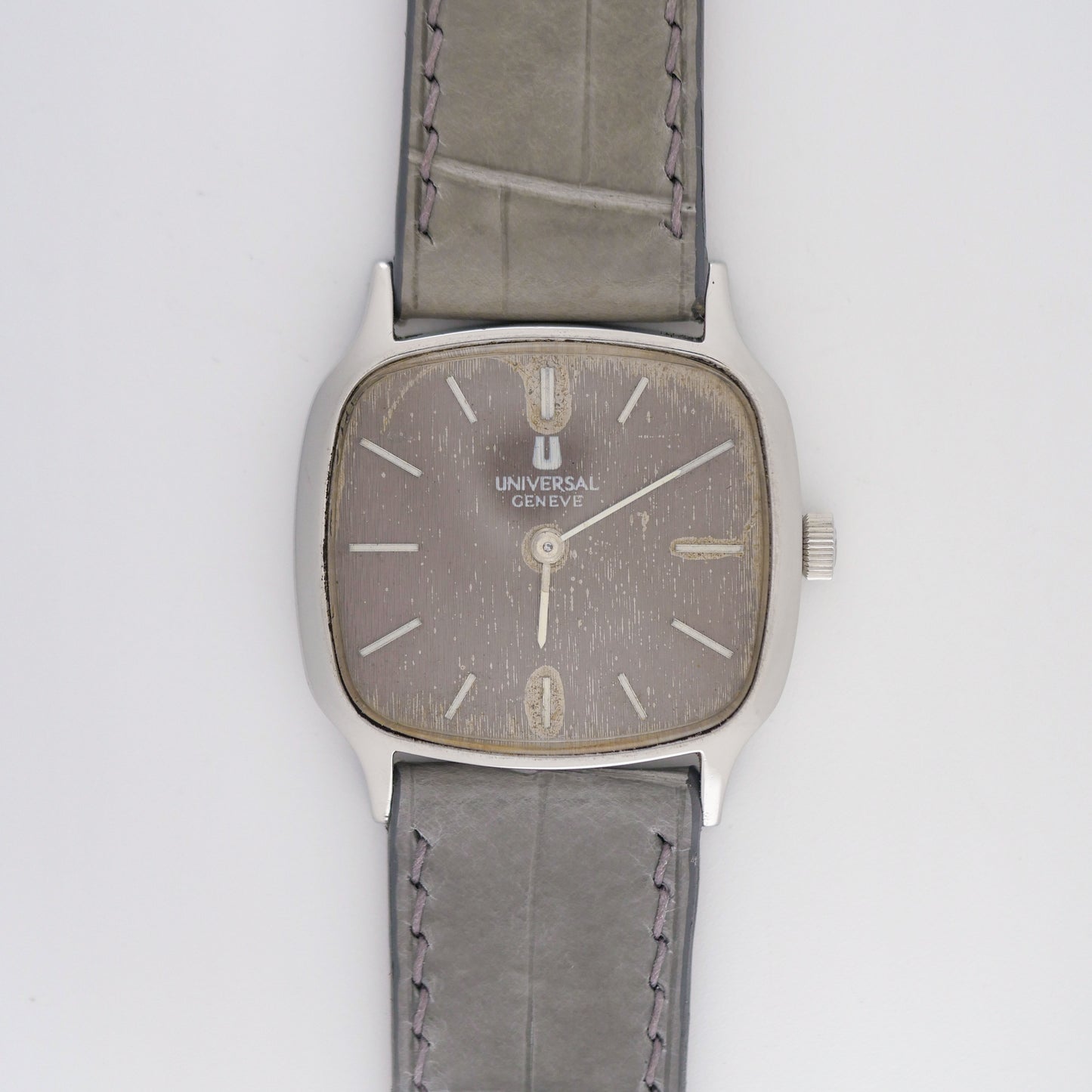 UNIVERSAL GENÈVE REF. 842640