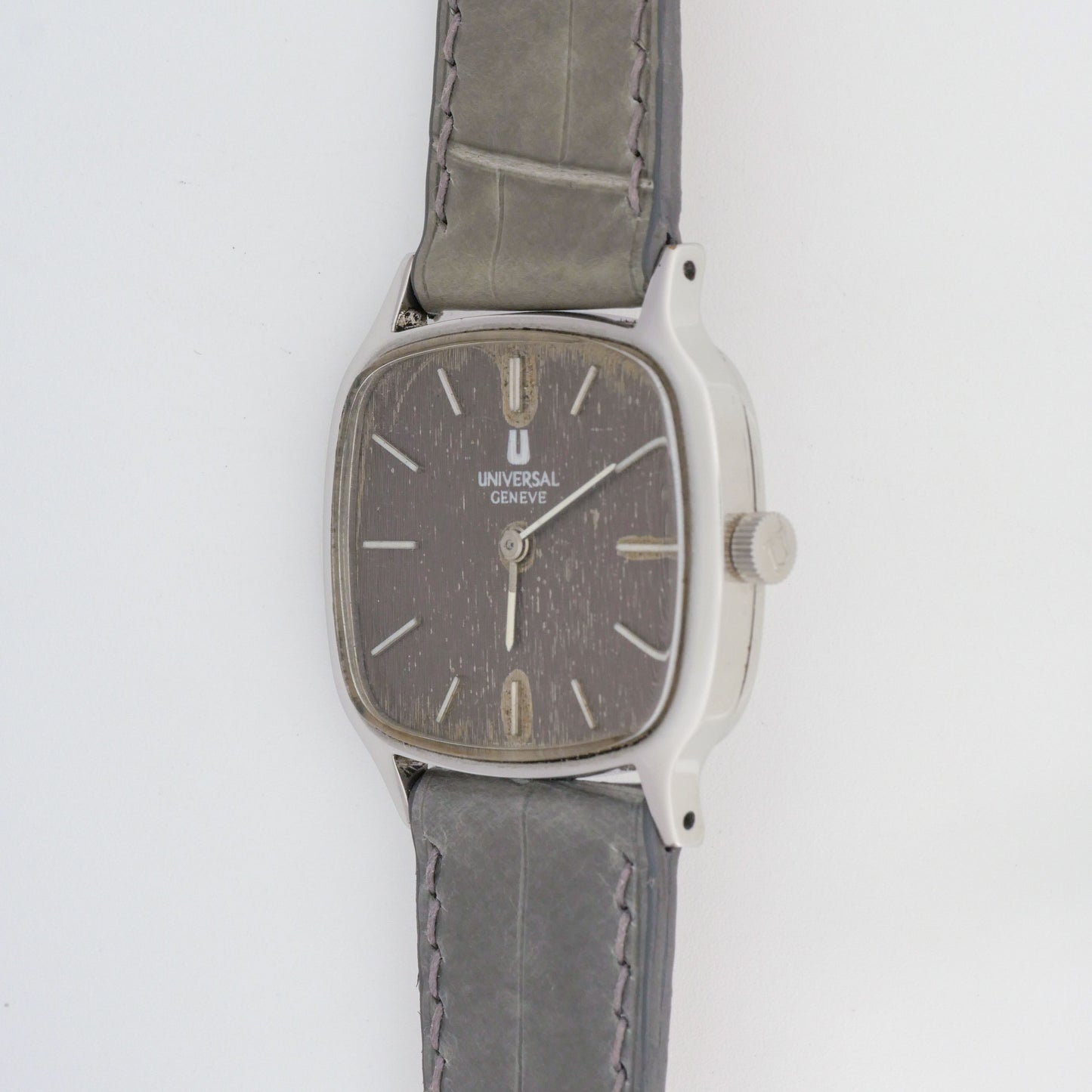 UNIVERSAL GENÈVE REF. 842640