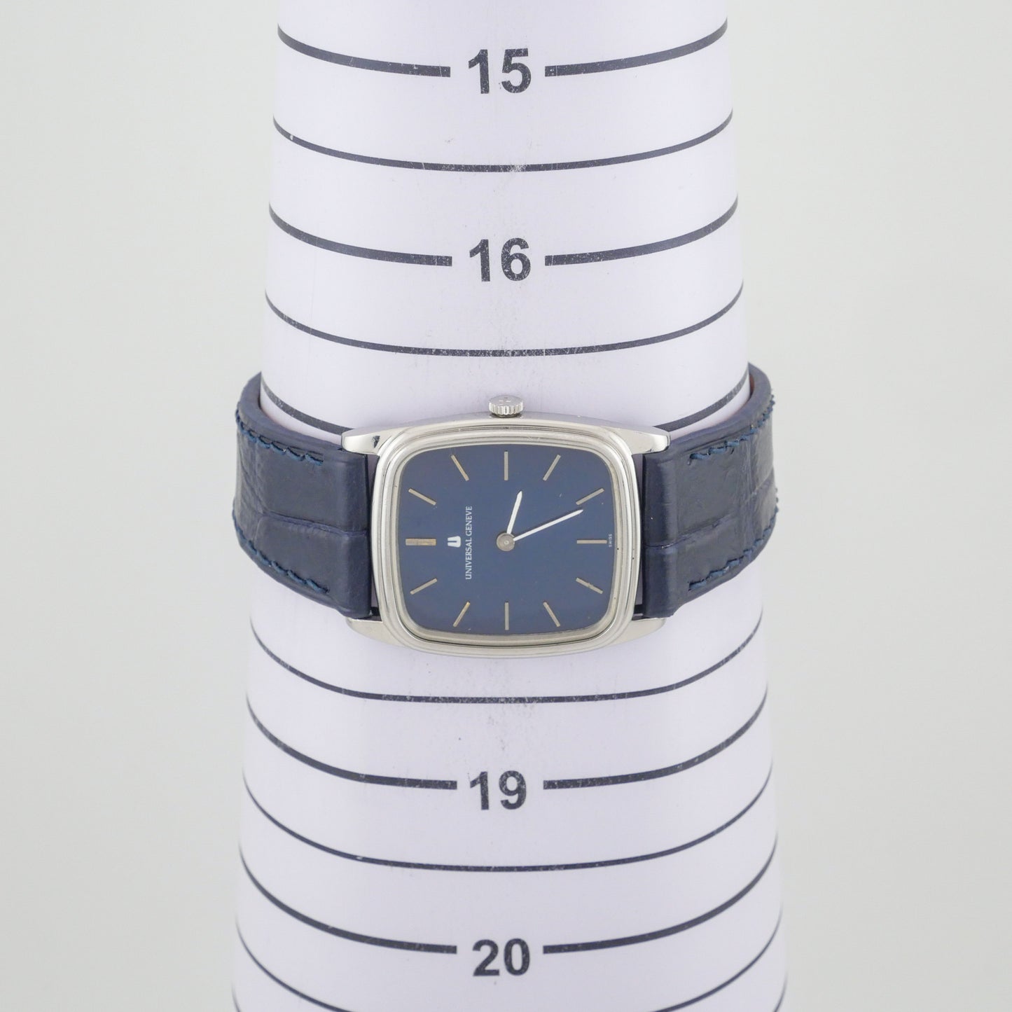 UNIVERSAL GENÈVE REF. 843225