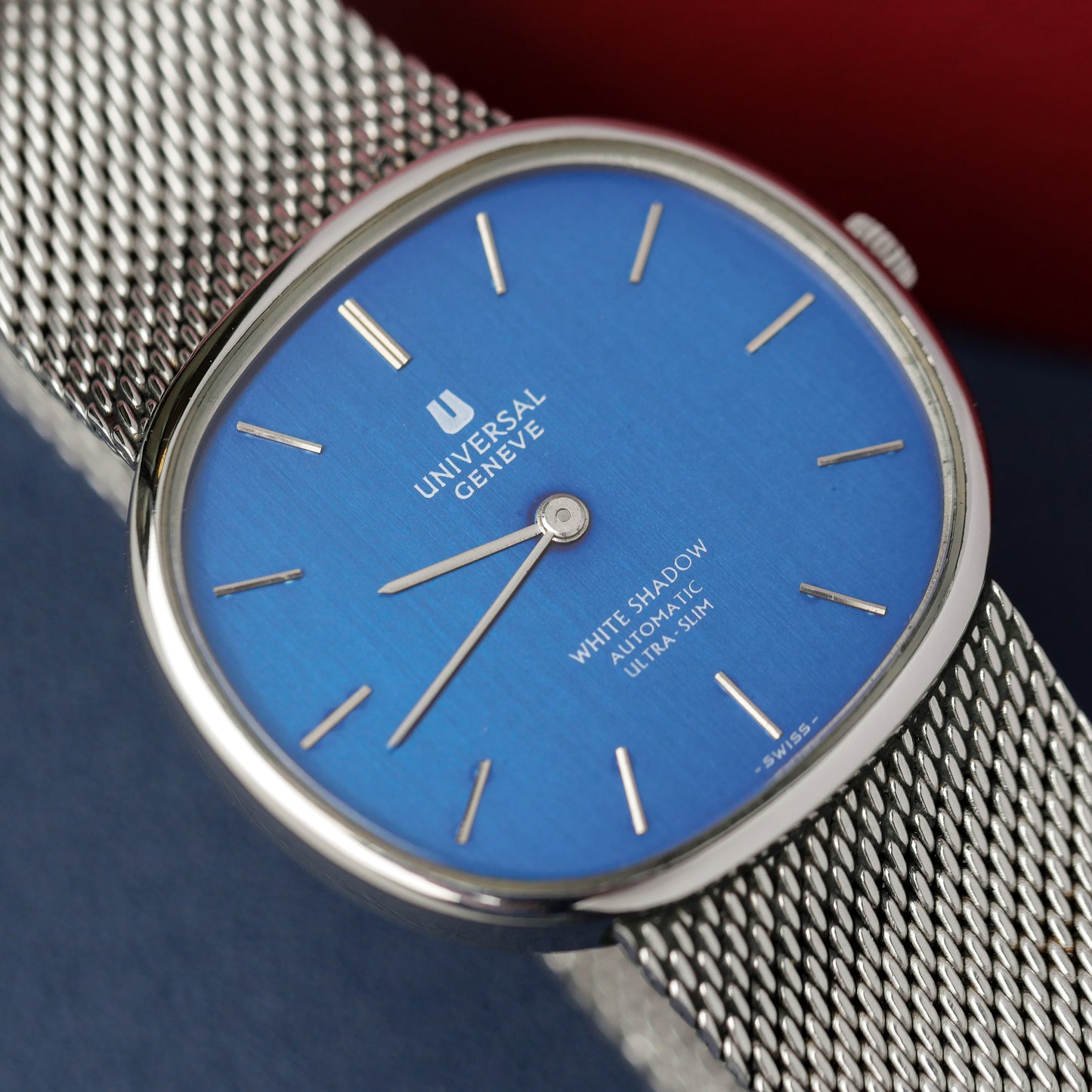 UNIVERSAL GENÈVE WHITE SHADOW AUTOMATIC ULTRA-SLIM REF. 866050