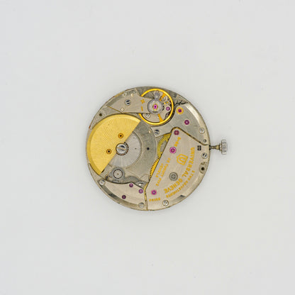 UNIVERSAL GENÈVE WHITE SHADOW AUTOMATIC REF. 866101